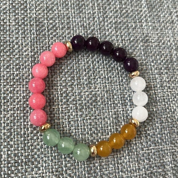 Rhodochrosite, Amethyst, Clear Quartz, Flourite, & Citrine Stretch Bracelet - Picture 5 of 5